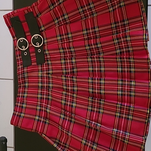 Size - Picture 1 of 2